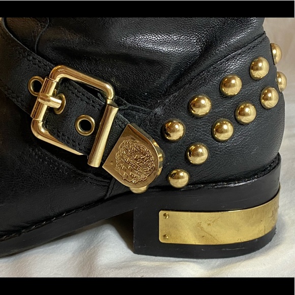 Vince Camuto Windetta Studded Ankle Moto Boot - Picture 3 of 6
